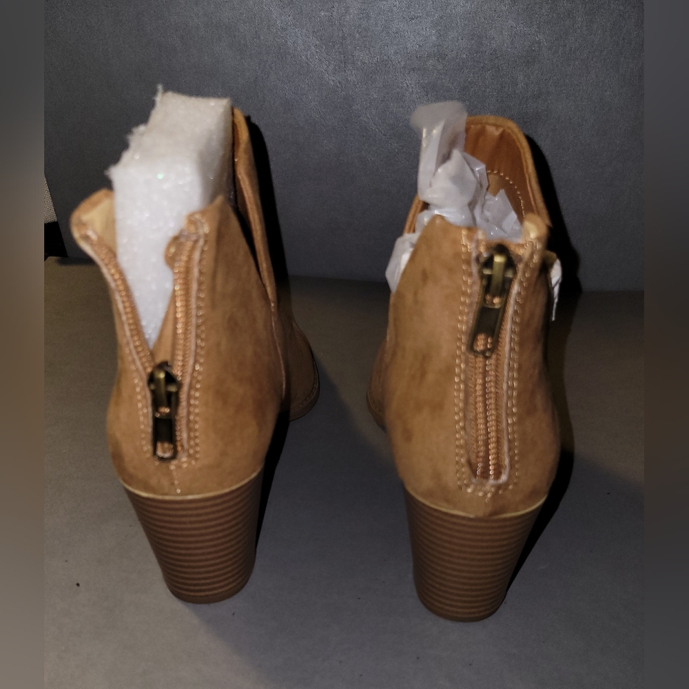 Elizabeth booties - Picture 4 of 5